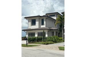 16142 TRIVOLI CIRCLE, BELLA COLLINA, FL 34756 - MLS#MFRG5096242