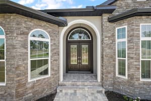 40050 Darlington Ave Lady Lake, FL 32159 - Off Market