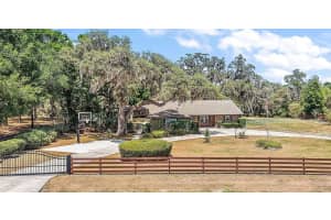 32132 HICKORY LANE, SORRENTO, FL 32776 Sold 11/21/25