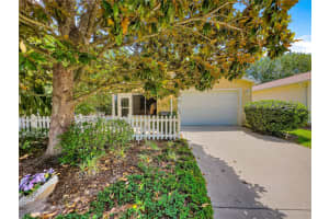 2102 Estevez Dr, THE VILLAGES
