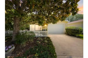 2102 ESTEVEZ DRIVE, LADY LAKE, FL 32159 - MLS#MFRG5096390