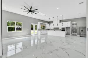 42191 CASHEW STREET, EUSTIS, FL 32736 Sold 08/26/25