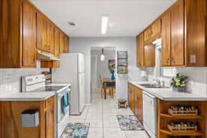 9752 COUNTY ROAD 121, WILDWOOD, FL 34785 Sold 06/20/25