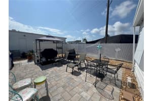 211 SOUTHWINDS DRIVE, SARASOTA, FL 34231 - MLS#MFRG5096651