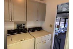 617 WEBB WAY, LADY LAKE, FL 32159 - MLS#MFRG5096779