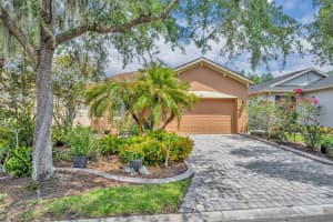 684 GRAND CANAL DRIVE, KISSIMMEE, FL 34759 - MLS#MFRG5096838