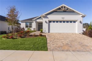 12624 Ne 49th Dr, OXFORD