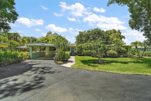 33637 LAKE JOANNA DRIVE, EUSTIS, FL 32736 Sold 07/16/25