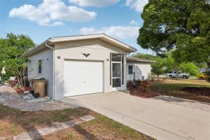 1 ABERDEEN CIRCLE, LEESBURG, FL 34788 - MLS#MFRG5096854