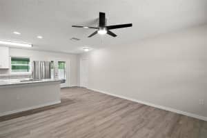525 OAK DRIVE, TAVARES, FL 32778 Sold 07/11/25