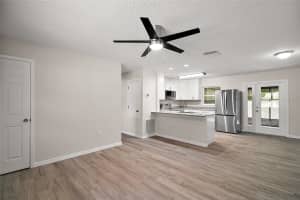 525 OAK DRIVE, TAVARES, FL 32778 Sold 07/11/25