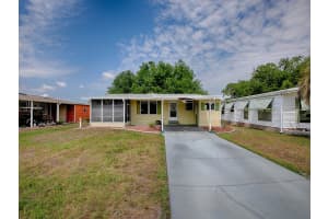 32521 GOLF COURT, LEESBURG, FL 34748 - MLS#MFRG5096905