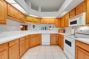 21226 ROYAL ST GEORGES LANE, LEESBURG, FL 34748 Sold 10/28/25