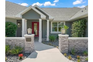 563 DOWLING CIRCLE, LADY LAKE, FL 32159 Sold 07/07/25