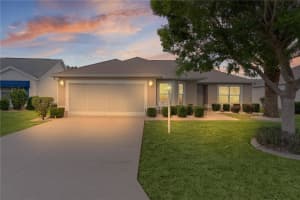 1813 CARYLE LANE, THE VILLAGES, FL 32162 Sold 08/13/25