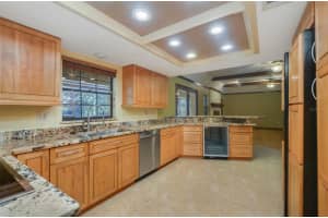 15935 J AND J DRIVE, TAVARES, FL 32778 Sold 08/26/25