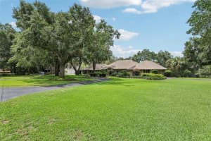 1930 COUNTRY CLUB ROAD, EUSTIS, FL 32726 Sold 09/03/25