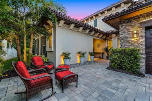 10122 ROYAL ISLAND COURT, ORLANDO, FL 32836 Sold 08/05/25