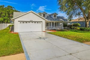 508 WOODVIEW DRIVE, TAVARES, FL 32778 Sold 09/15/25