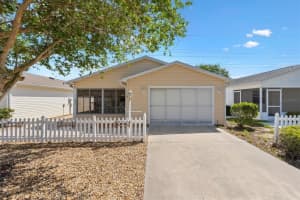 1615 Navidad St, THE VILLAGES