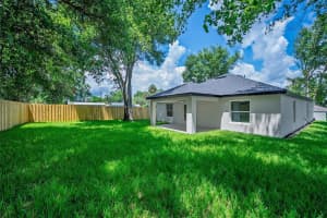 201 HILLSIDE AVENUE, UMATILLA, FL 32784 Sold 07/25/25