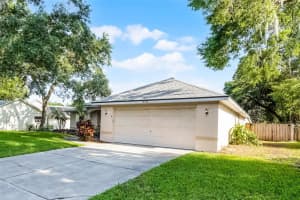 2711 BAYVIEW DRIVE, EUSTIS, FL 32726 Sold 01/16/26