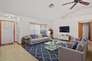501 CHERRY TREE STREET, EUSTIS, FL 32726 - MLS#MFRG5097278