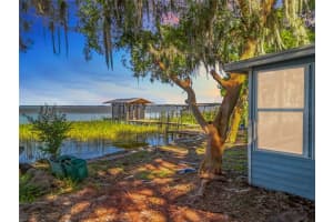1107 Northshore Dr, EUSTIS