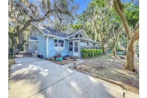 1107 NORTHSHORE DRIVE, EUSTIS, FL 32726 - MLS#MFRG5097321