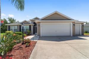 1910 QUIET OAK COURT, THE VILLAGES, FL 32162 Sold 11/17/25