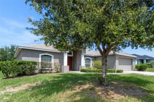211 HIGHLAND MEADOWS COURT, DAVENPORT, FL 33837 Sold 07/14/25
