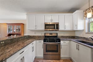 851 EVELYNTON LOOP, THE VILLAGES, FL 32162 Sold 07/11/25