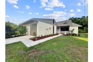 5136 Cedar Hammock Dr, SARASOTA
