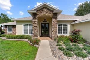 12913 County Road 104b Oxford, FL 34484 - Off Market