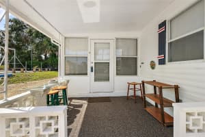 11750 HICKORY LANE, TAVARES, FL 32778 - MLS#MFRG5097575