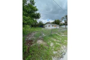 11626 FAIRMONT AVENUE, LEESBURG, FL 34788 Sold 08/05/25
