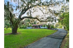 9269 SILVER LAKE DRIVE, LEESBURG, FL 34788 Sold 09/29/25