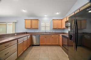 16827 92ND LANCE COURT, THE VILLAGES, FL 32162 Sold 10/24/25