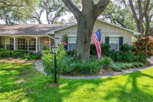 500 LAKE FOREST CIRCLE, MOUNT DORA, FL 32757 Sold 07/31/25