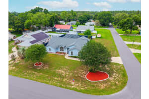 2705 BAYVIEW DR, EUSTIS, FL 32726 Sold 10/03/25