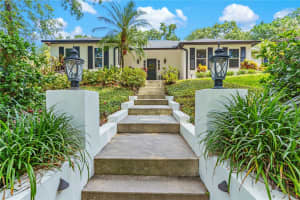 2214 DOGWOOD CIRCLE, MOUNT DORA, FL 32757 Sold 08/12/25