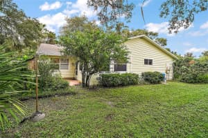 24 BRIGADOON CIRCLE, LEESBURG, FL 34788 - MLS#MFRG5097853