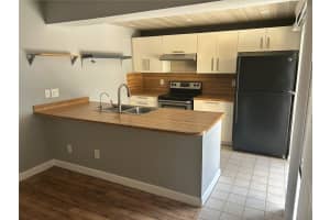 2946 POPLAR AVENUE, LEESBURG, FL 34748 - MLS#MFRG5097854