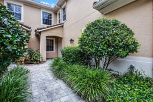 52 CAMINO REAL BOULEVARD, HOWEY IN THE HILLS, FL 34737 Sold 09/16/25