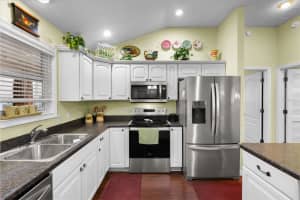 891 LUCKY LANE, THE VILLAGES, FL 32162 Sold 07/11/25