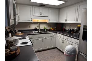 679 AVENUE Q SE, WINTER HAVEN, FL 33880 - MLS#MFRG5097907