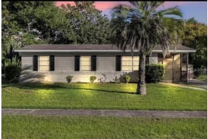 2433 Adams Ave, DELTONA