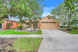 645 HIGHLANDS HAMMOCK DRIVE, KISSIMMEE, FL 34759 Sold 08/21/25