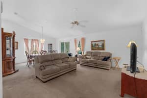 6556 PICCADILLY LANE, ORLANDO, FL 32835 Sold 07/17/25