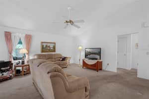 6556 PICCADILLY LANE, ORLANDO, FL 32835 Sold 07/17/25